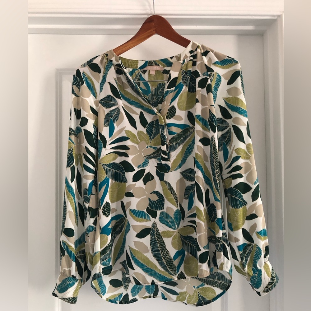 Banana Republic print shirt